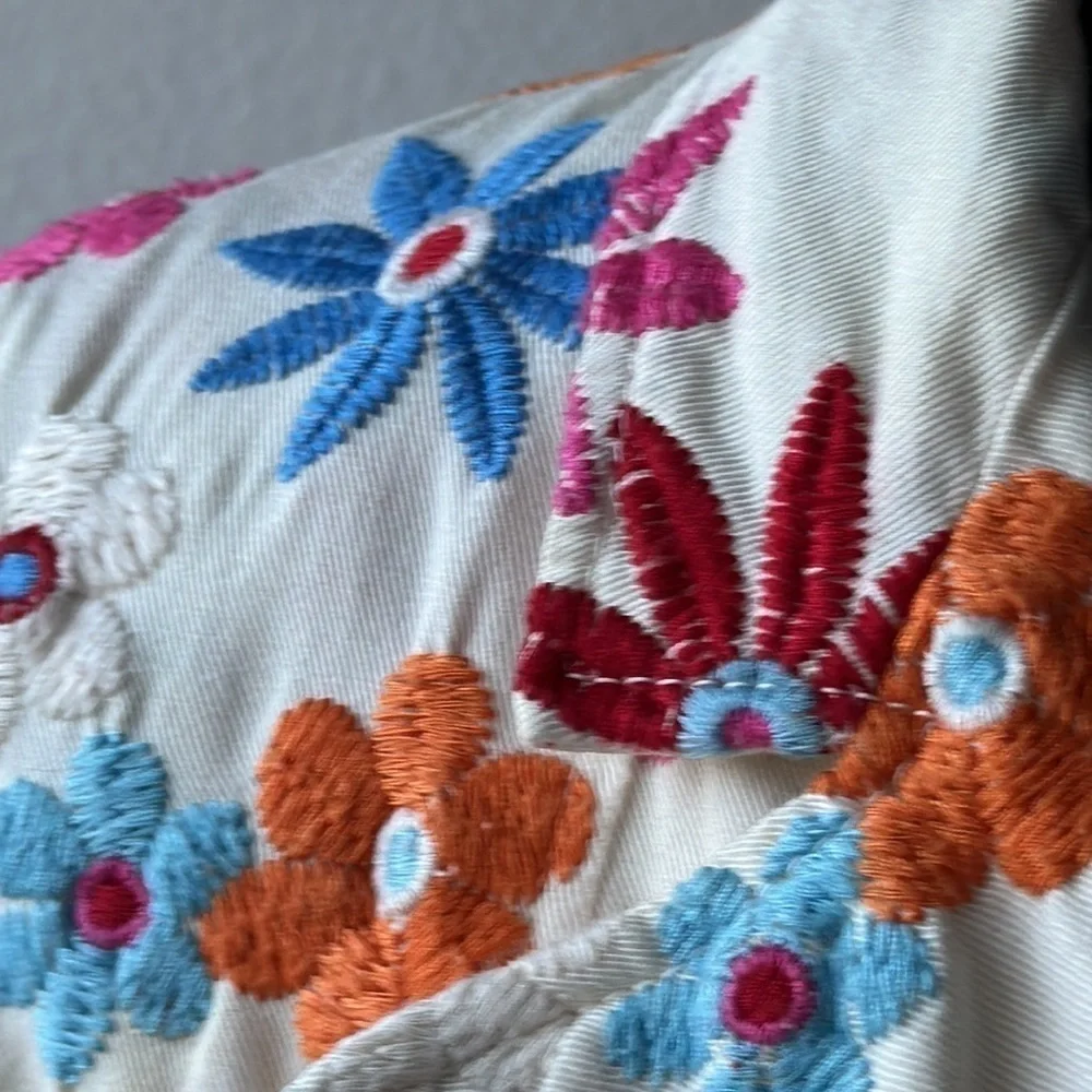 Johnny Was jacket tan blazer embroidered floral multicolored size medium